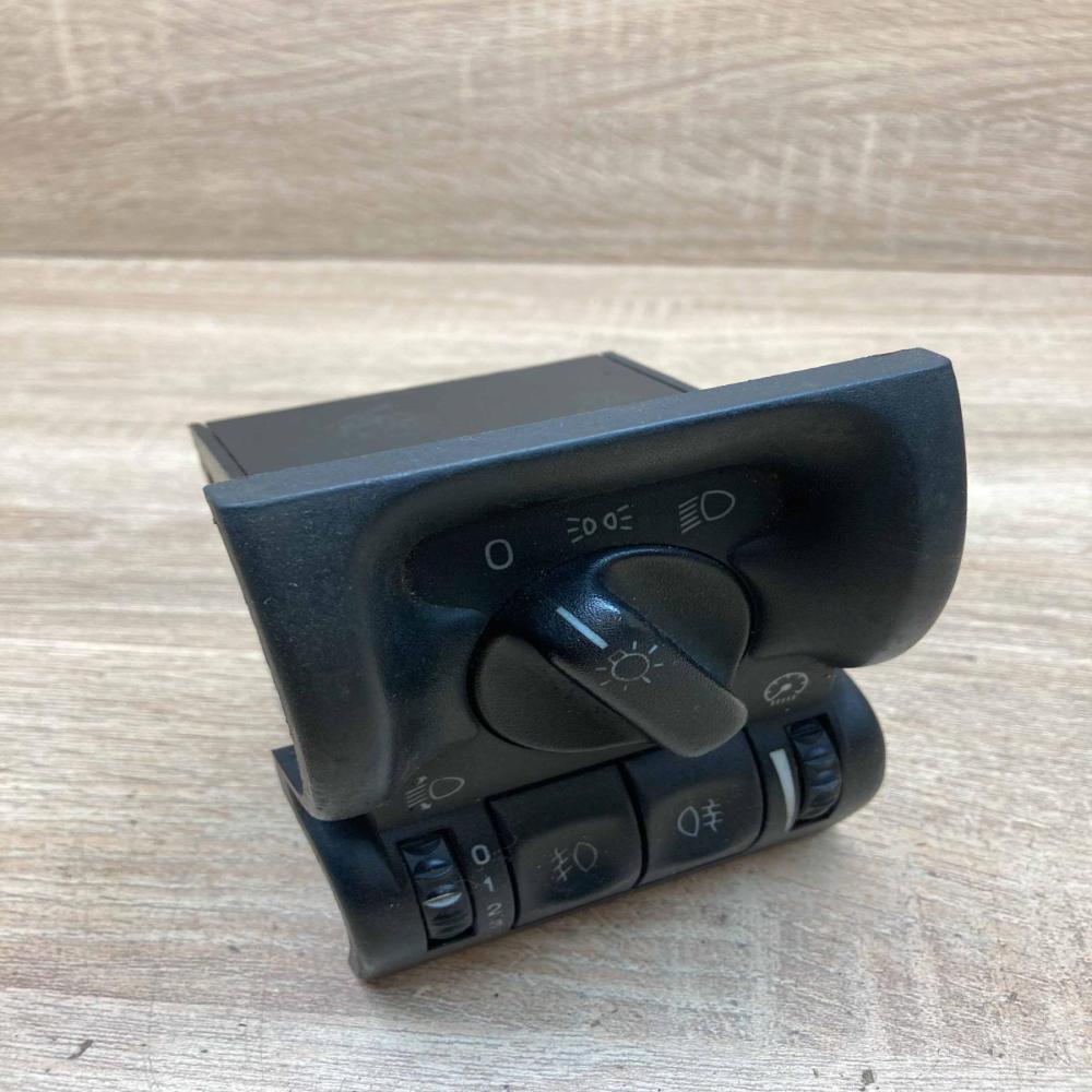 09228133  PR Light module LCM Opel Vectra B