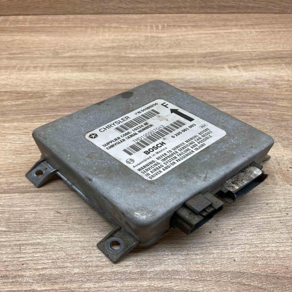 04686256 0285001093  Airbag control unit/module Chrysler Voyager