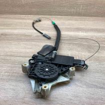 105682 104 113686 301 With Plug Rear door window regulator motor Mitsubishi Cari