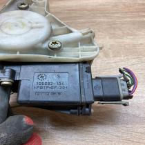 105682 104 113686 301 With Plug Rear door window regulator motor Mitsubishi Cari