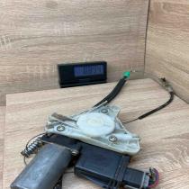 105682 104 113686 301 With Plug Rear door window regulator motor Mitsubishi Cari