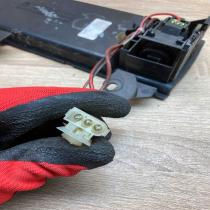 8159694 Used  12 V Socket (front) BMW 5 E39