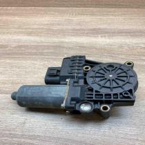 1003001567 9449057  Rear door window regulator motor Audi A6 S6 C5 4B