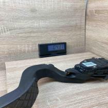 8D1721523 6PV007770 07  Accelerator throttle pedal Volkswagen PASSAT B5