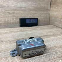 8200301391   ESP acceleration yaw rate sensor Renault Laguna II