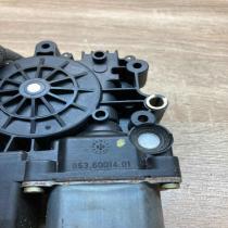 114188 100 05071910  Front door window regulator motor Audi A4 S4 B5 8D