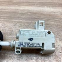 3C0810773   Fuel tank cap lock motor Volkswagen PASSAT B6