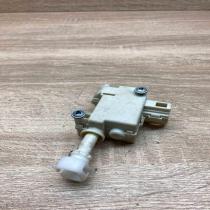 3C0810773   Fuel tank cap lock motor Volkswagen PASSAT B6