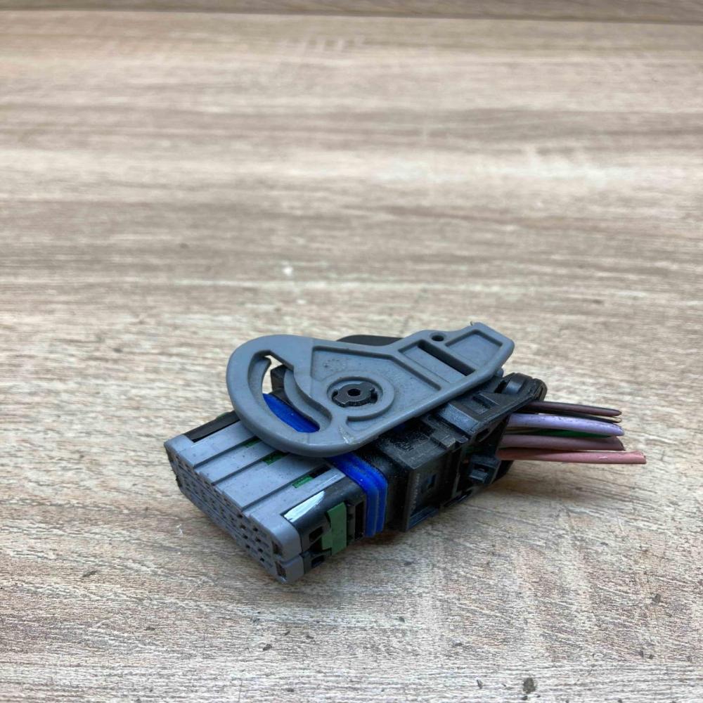 44 3002 338   Plug wire Peugeot 3008 I