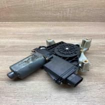 105683 104 114846 301  Rear door window regulator motor Mitsubishi Carisma