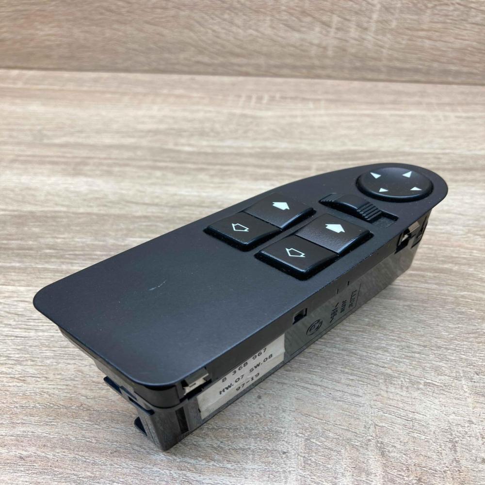 8368967   Electric window control switch BMW 5 E39