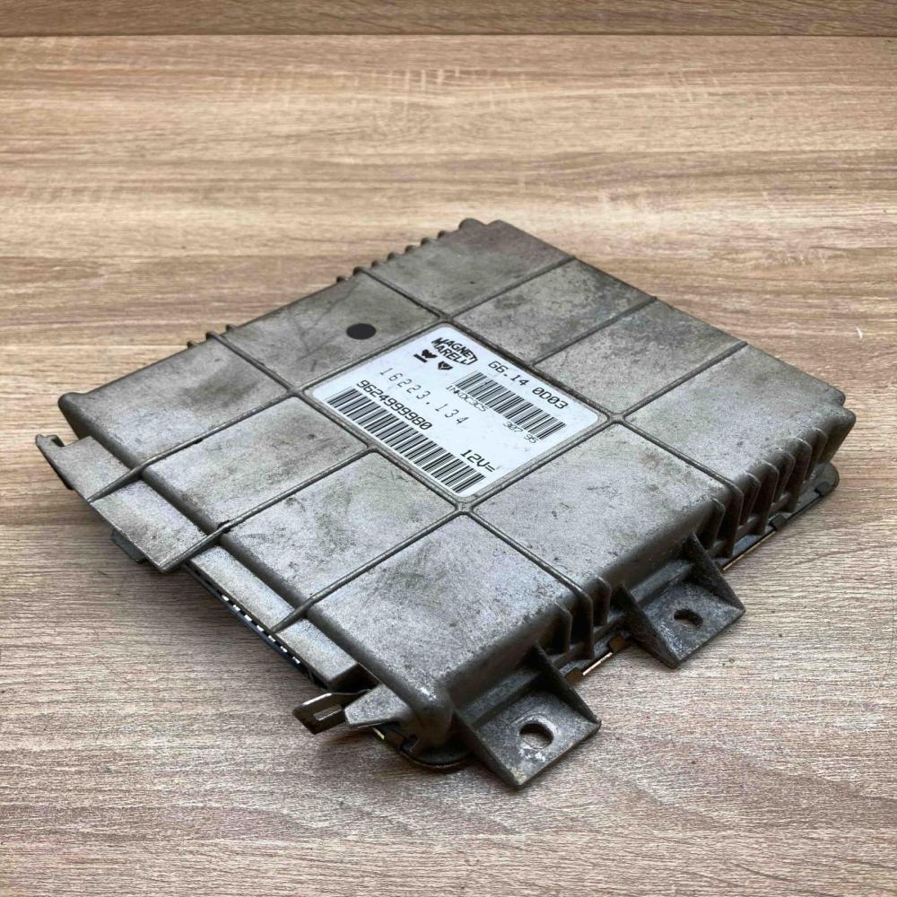 9624999980 16223 134  Engine control unit/module ECU Peugeot 306
