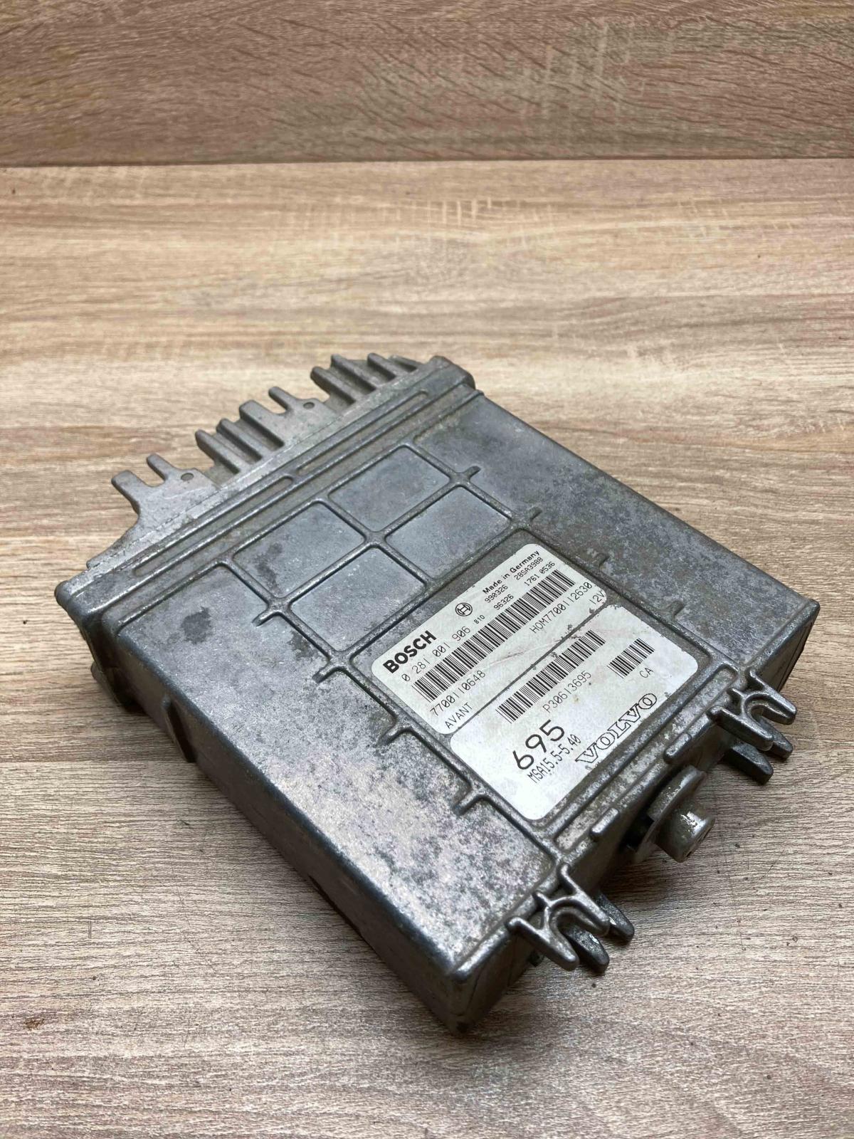 P30613695 0281001906  Engine control unit/module ECU Volvo S40, V40