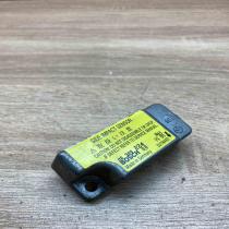 MR309224 0285002002  Airbag deployment crash/impact sensor Mitsubishi Carisma