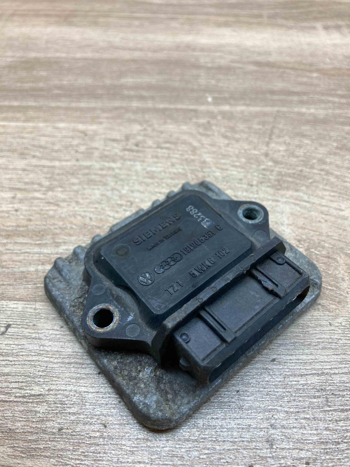 191905351C   Ignition amplifier control unit Volkswagen Golf II
