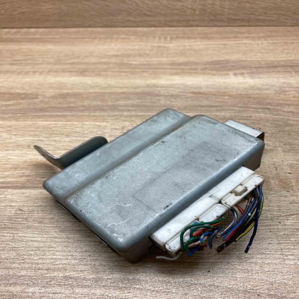 GD1E67650A 0DDAB4  Other control units/modules Mazda 626