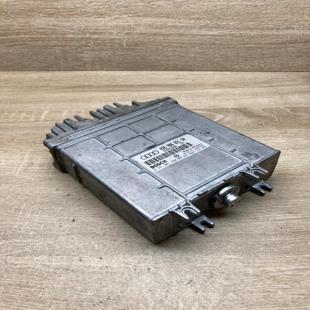028906021GN 0281001660  Engine control unit/module ECU Audi A4 S4 B5 8D