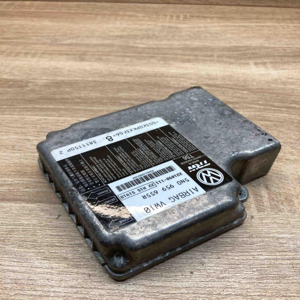 5N0959655R 221098 111  Airbag control unit/module Volkswagen PASSAT B7