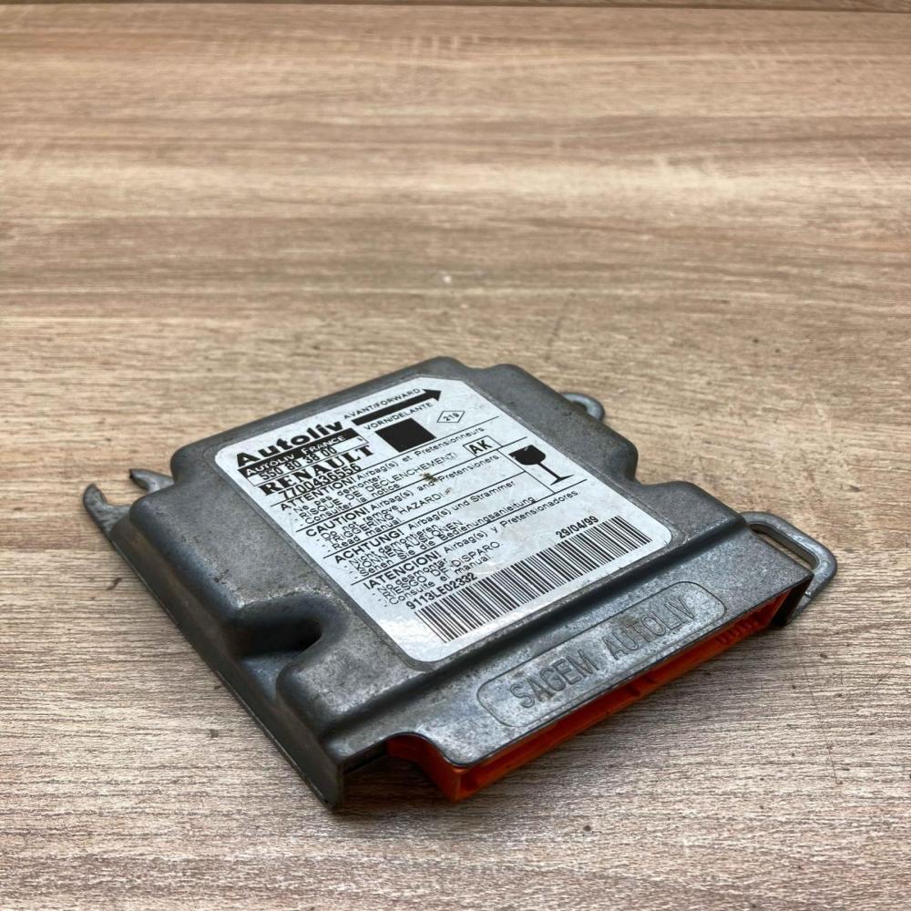 550803800 7700436556  Airbag control unit/module Renault Scenic I
