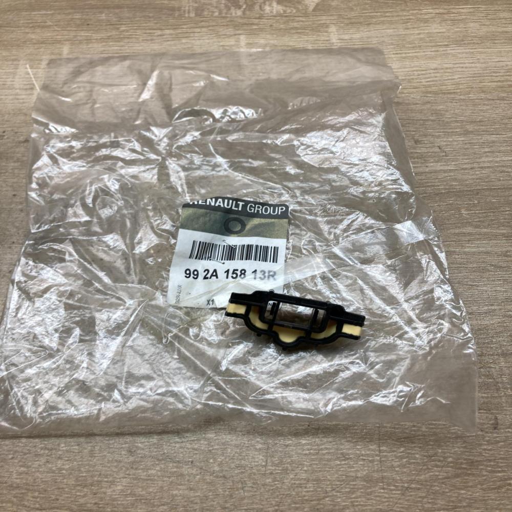 992A15813R   Other body part Renault Megane IV