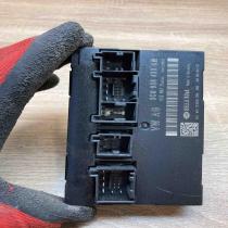 3C0959433AM 5DK009064 33  Comfort/convenience module Volkswagen PASSAT B6