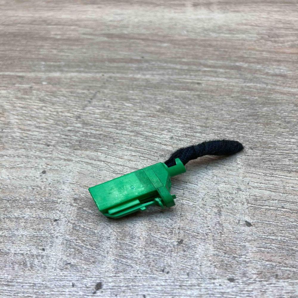 5J0971636   Plug wire Volkswagen Transporter - Caravelle T6
