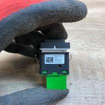 5J0927134A 03002442  ESP (stability program) switch Skoda Fabia Mk2 (5J)