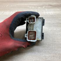 1398845 899962000  Coolant fan relay Volvo 850