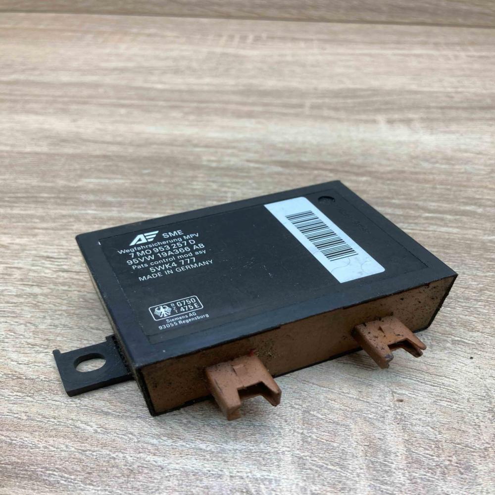 7M0953257D 5WK4777  Immobilizer control unit/module Ford Galaxy