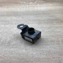 8691735 03W402  Airbag deployment crash/impact sensor Volvo XC70