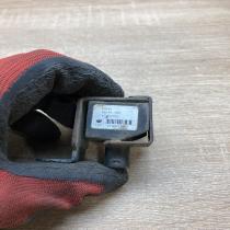 8691735 03W402  Airbag deployment crash/impact sensor Volvo XC70