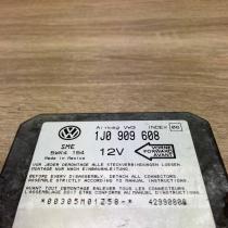 1J0909608 5WK4154  Airbag control unit/module Skoda Octavia Mk1 (1U)