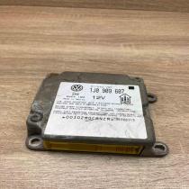 1J0909607 5WK4199 Main Airbag control unit/module Volkswagen PASSAT B5