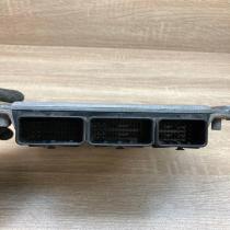 HOM8200039569 0281001934  Engine control unit/module ECU Renault Scenic I