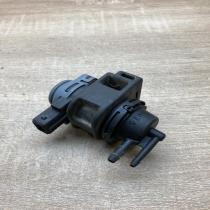 8200575400   Turbo solenoid valve Renault Megane II
