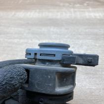 8200575400   Turbo solenoid valve Renault Megane II