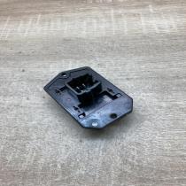 Toyota Yaris   Heater blower motor/fan resistor Toyota Yaris