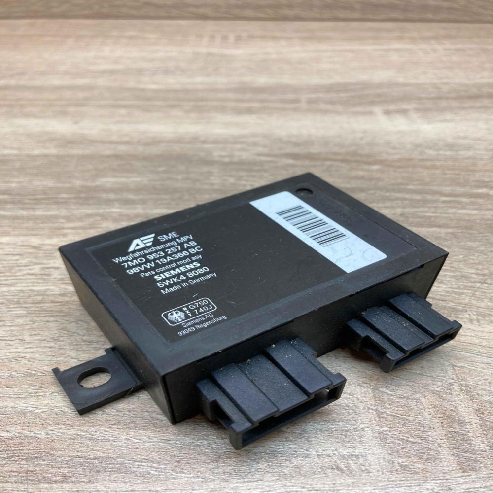 7M0953257AB 5WK48080  Immobilizer control unit/module Ford Galaxy
