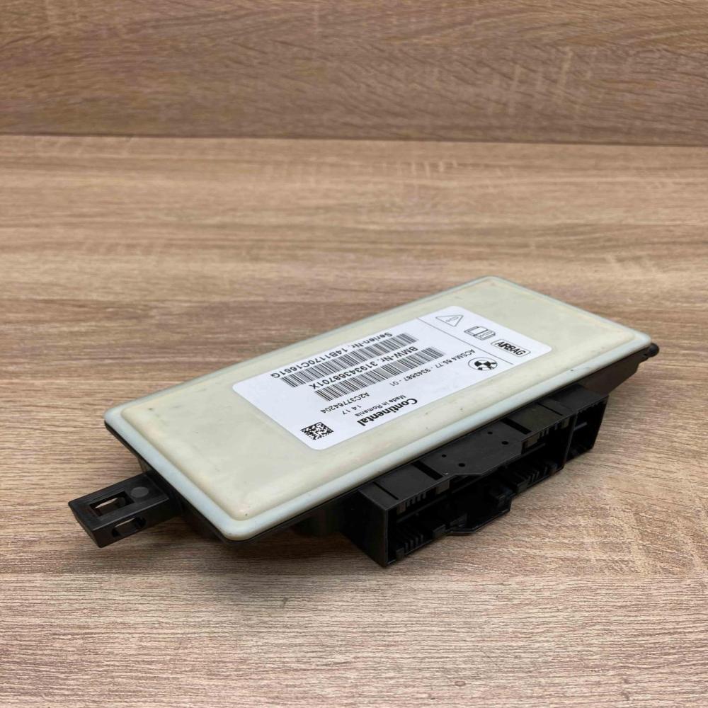 9343687   Airbag control unit/module BMW 5 F10 F11