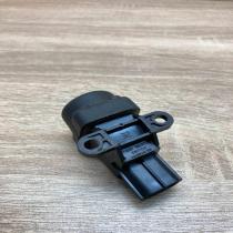 W0T100030 35910S04G010  Fuel cut-off switch Honda CR-V