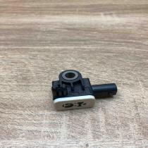 9234989   Airbag deployment crash/impact sensor BMW 3 F30 F35 F31
