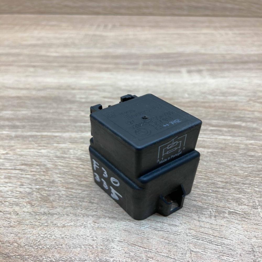 9207913   Coolant fan relay BMW 3 F30 F35 F31