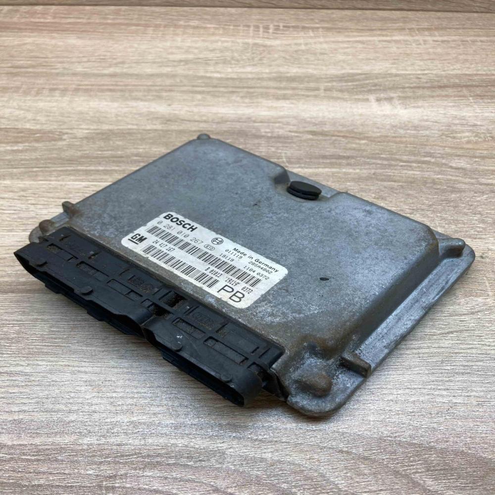 24417167 0281010267  Engine control unit/module ECU Opel Astra H