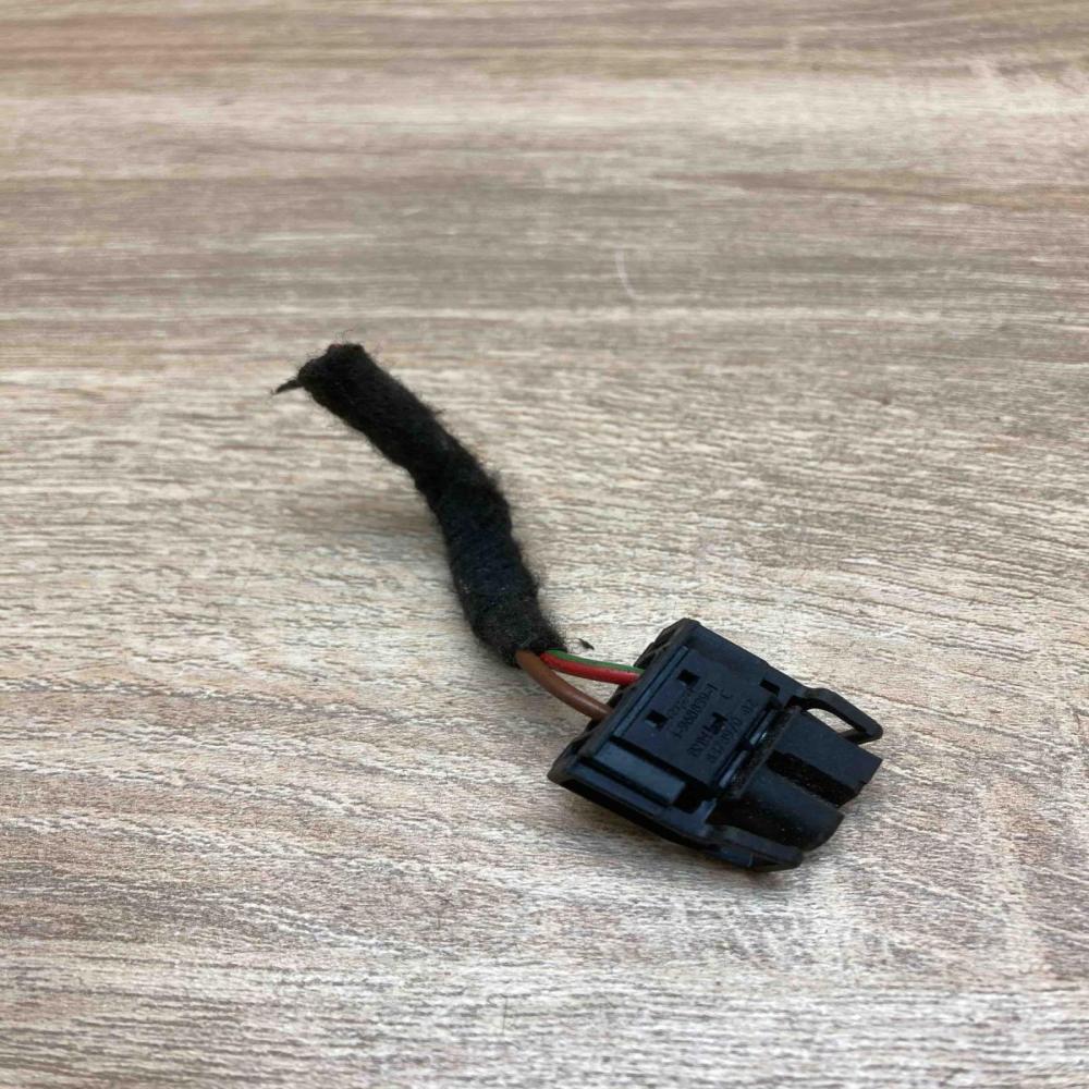 8378970 968839 2PIN Black Plug wire Mini One - Cooper F56 F55