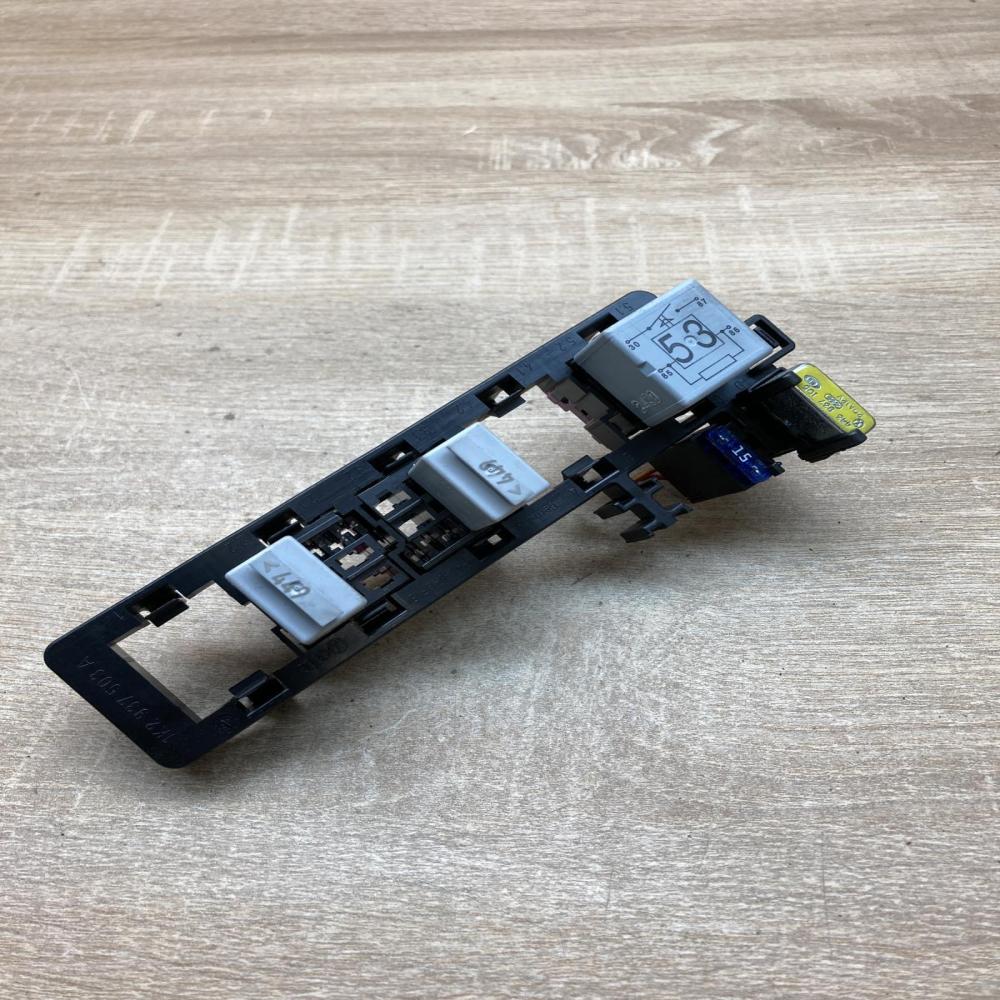 1K2937503A   Other relay Skoda Octavia Mk2 (1Z)