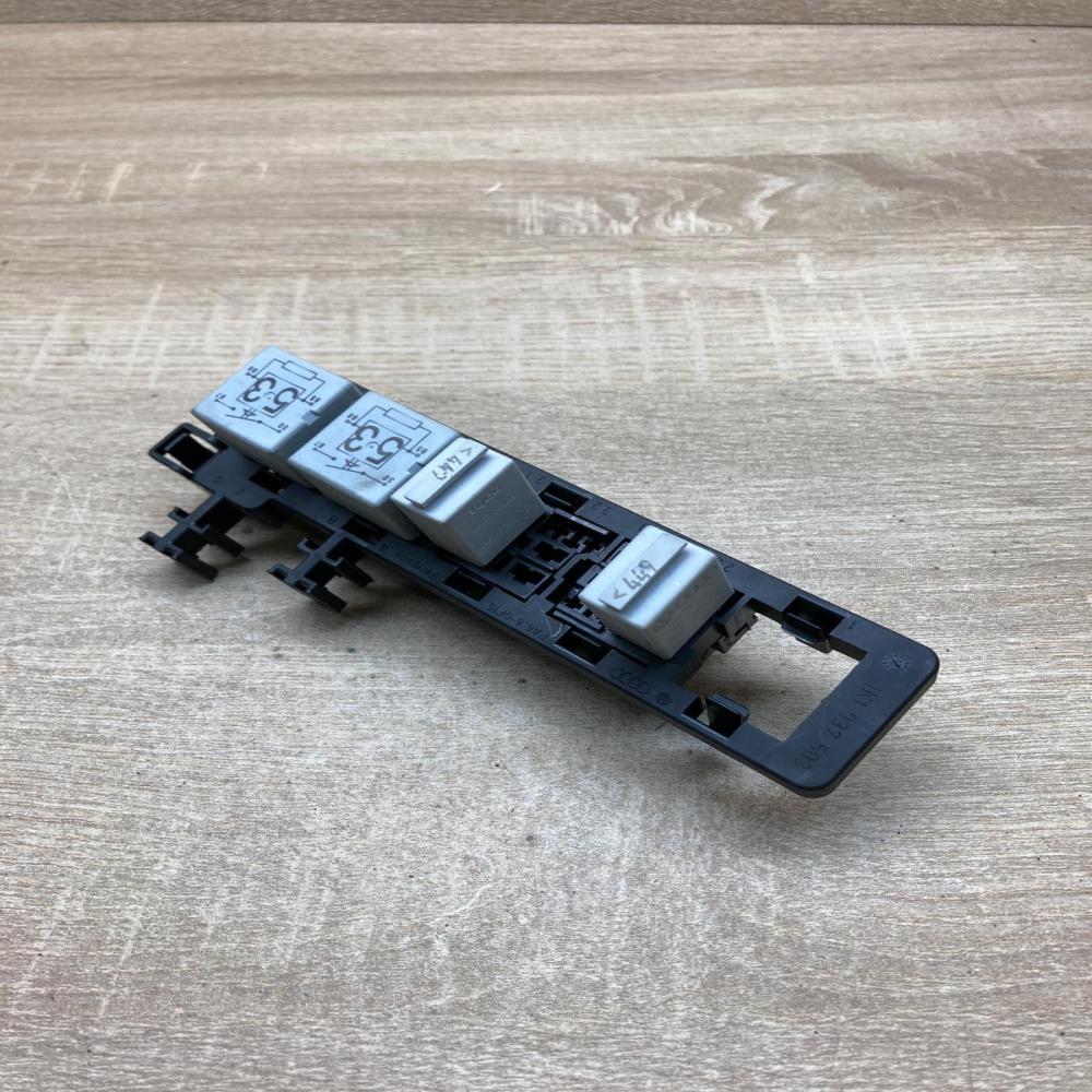 1K1937503   Other relay Skoda Octavia Mk2 (1Z)