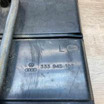 333945107 Left Side  Tailgate rear/tail lights Volkswagen PASSAT B3