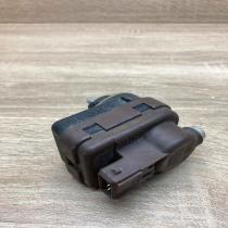 619J97   Headlight level adjustment motor Peugeot 405