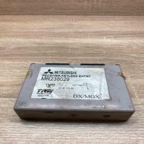 MR238029 0011775  Door central lock control unit/module Mitsubishi Carisma