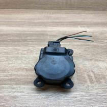 U9518001U32 EAD105  Air flap motor/actuator Opel Astra J